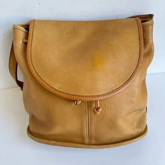 Vintage Coach Leather Saddle Tan Drawstring Shoulder Bag - Picture 3 of 12